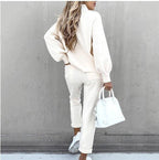 Hilda Pullover und Hosen Set