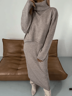 Nella Rollkragenpullover und Kleid Set